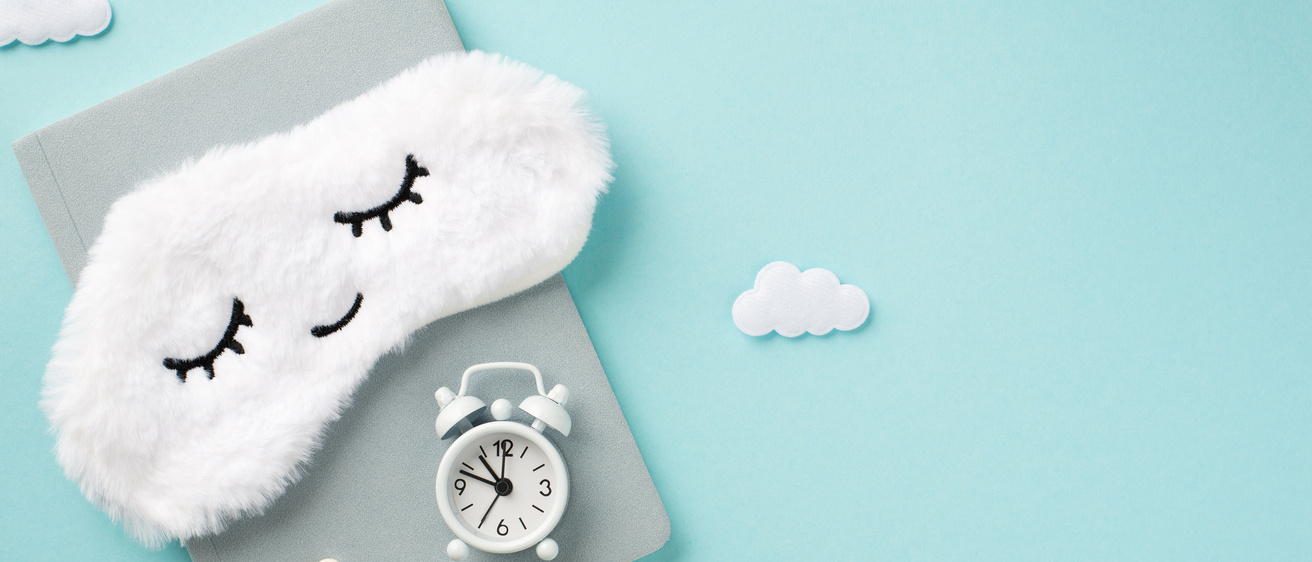 Sleep mask in clouds